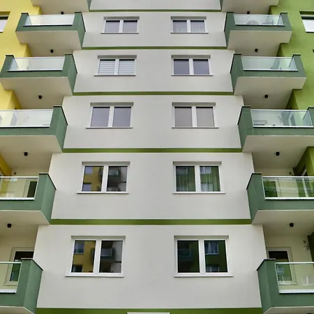 Apartment Coresi Mall Top City Apartments 52 Stefan Baciu, *