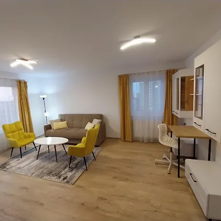 Apartment Coresi Mall Top City Apartments 52 Stefan Baciu, *