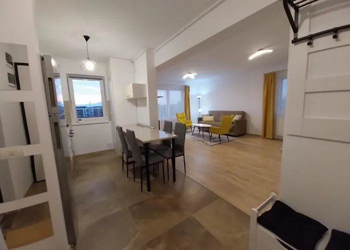 Lägenhet Coresi Mall 52 Stefan Baciu,