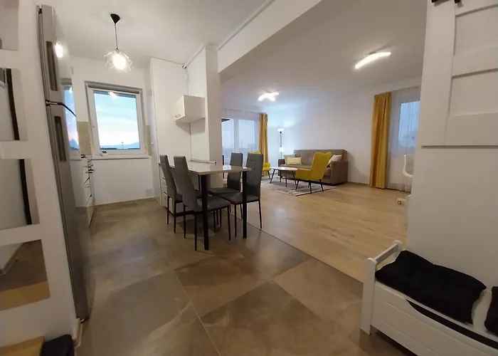 Lägenhet Coresi Mall 52 Stefan Baciu, *