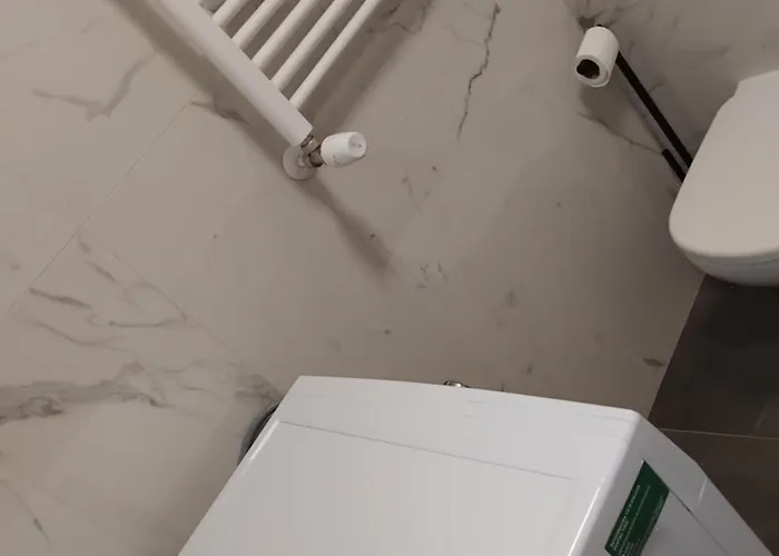 Coresi Mall 52 Stefan Baciu,